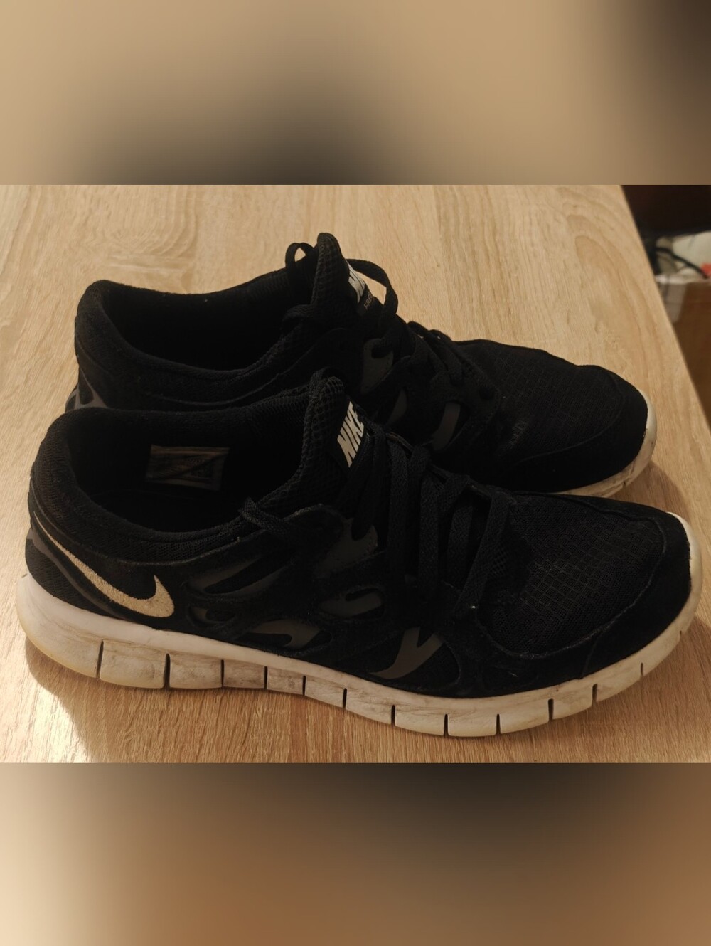 Nike Free Run Black/White Sneakers Men’s Size 12 Running Walking Shoes